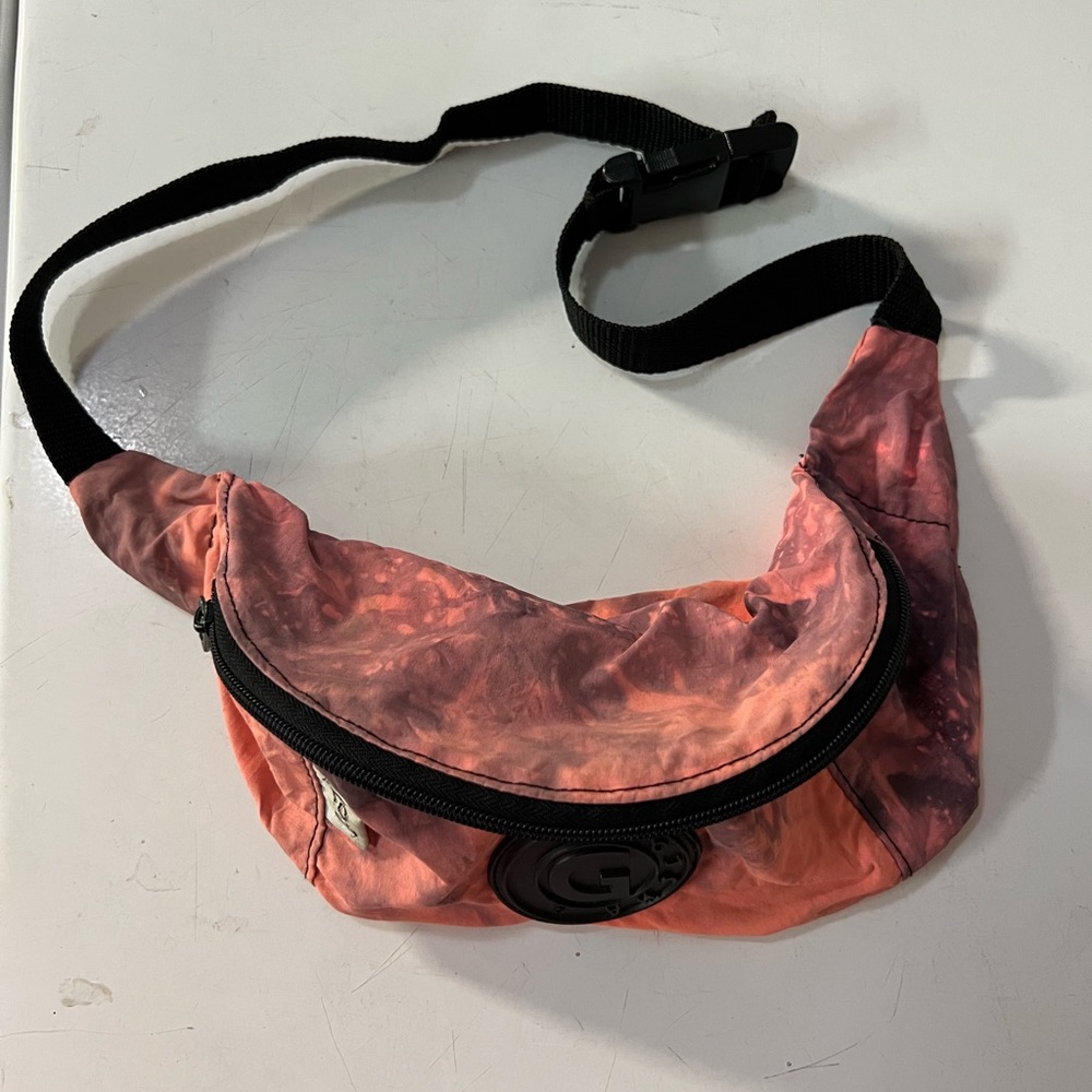 Gotcha vintage orange stonewashed Fanny pack
